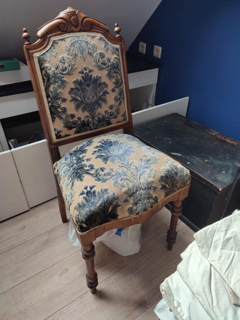 Antieke stoel, Antiek en Kunst, Antiek | Meubels | Stoelen en Sofa's, Ophalen