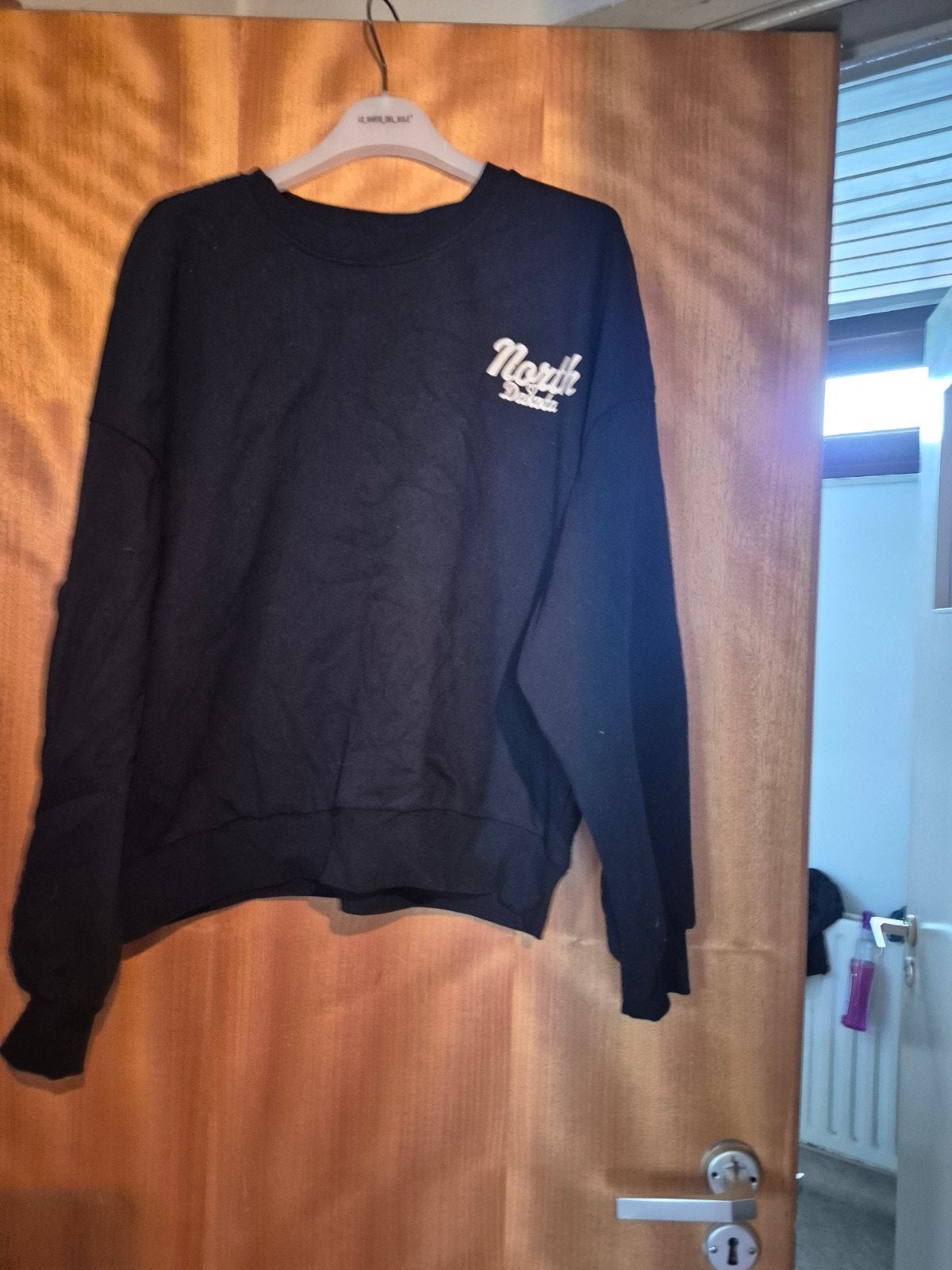 trui only maat 40 gedragen staat beetje opgewollen, Vêtements | Femmes, Homewear, Enlèvement ou Envoi, Taille 38/40 (M)