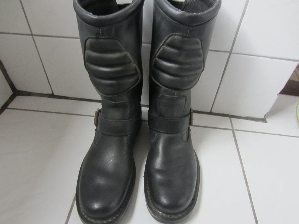 Bottes style (MOTO) "Levi's" Hommes Noir taille : 44, Bottes, Comme neuf, Enlèvement, Levi’s