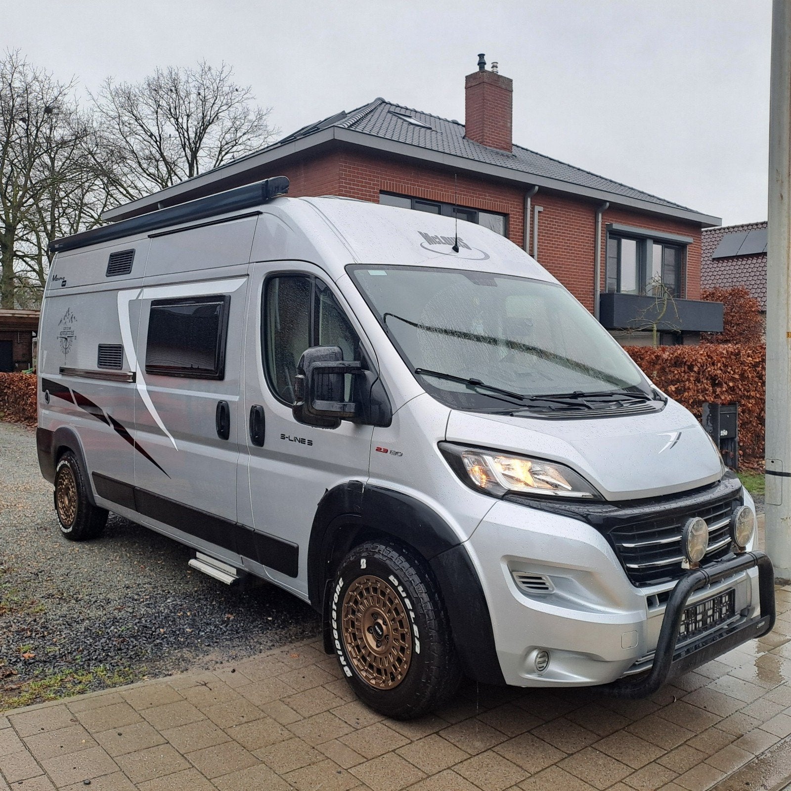 Mc Louis campervan met 29000km, Koelkast, Buscamper of Camperbus, Luifel, Fiat