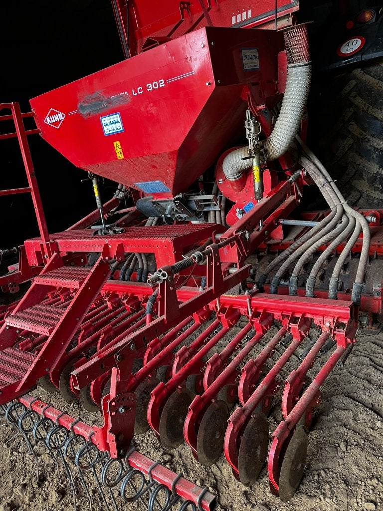 KUHN LC 302 zaaimachine – landbouwmachine, Ophalen, Zaaien, Planten of Poten