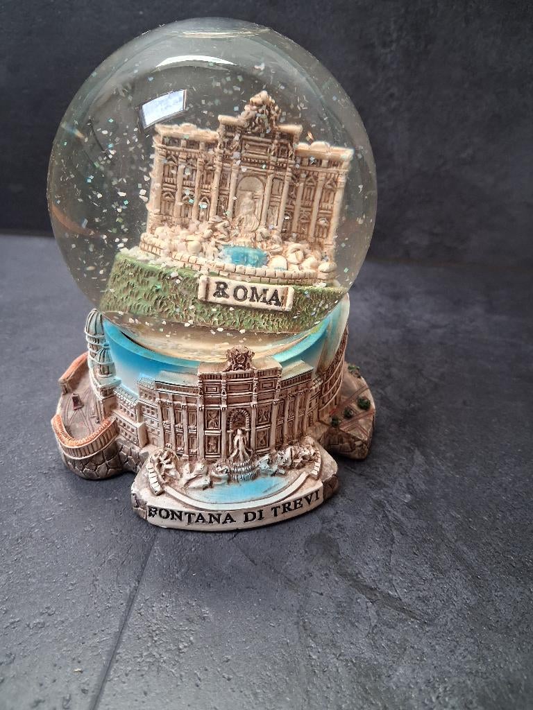Boule à neige souvenir de Rome, Enlèvement ou Envoi, Comme neuf, Autres types
