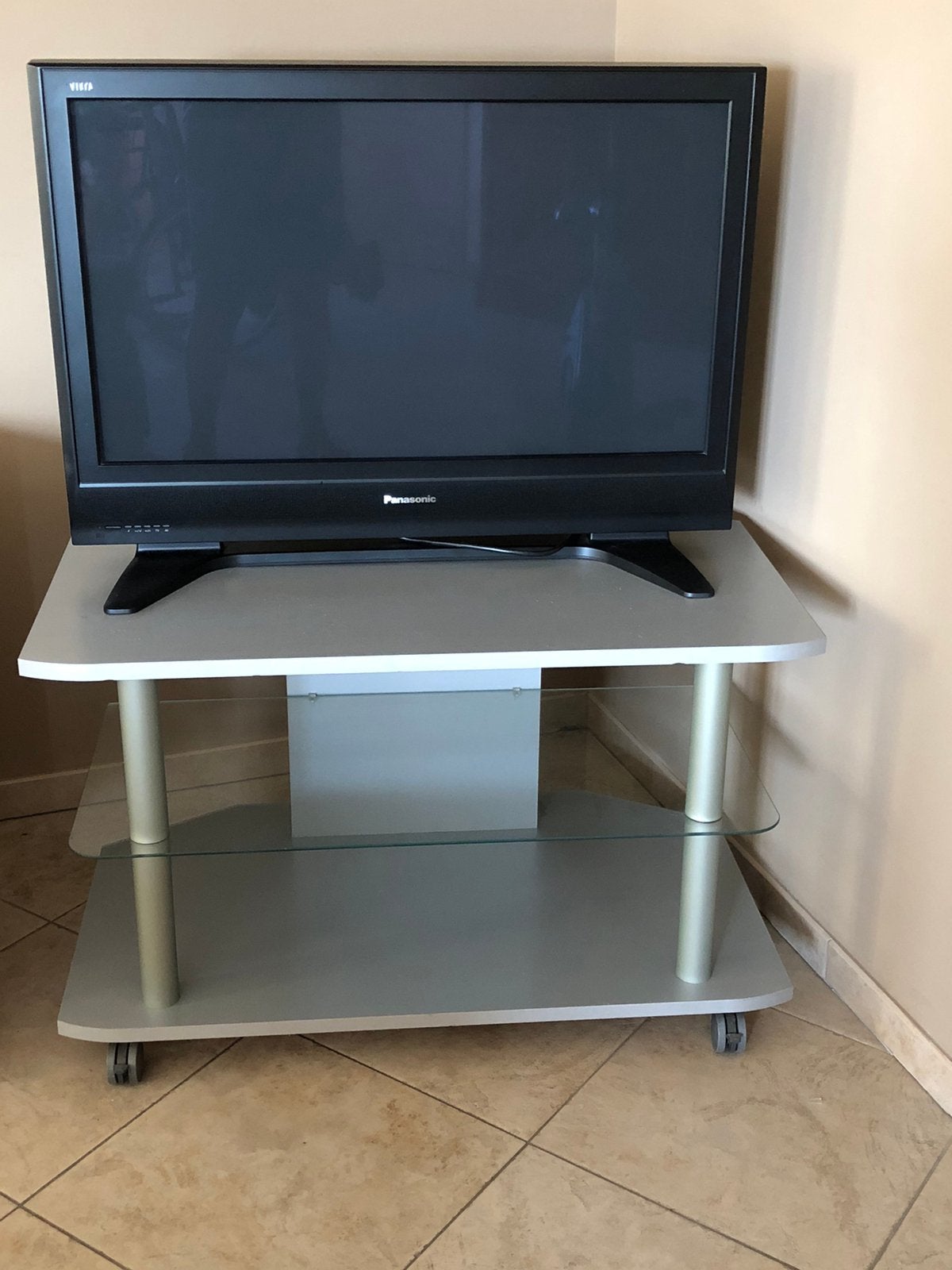 Tv tafeltje op wieltjes, Huis en Inrichting, Ophalen, Overige materialen, Gebruikt, 50 tot 100 cm