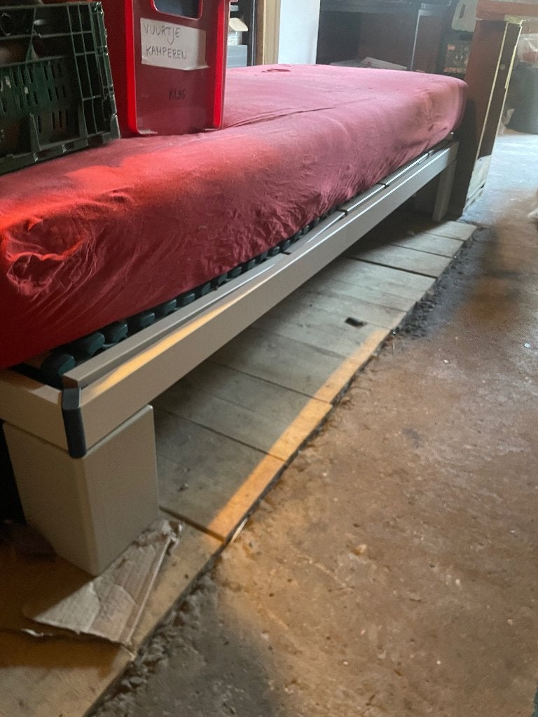 Elektrisch 1pers bed met matras, Ophalen, Gebruikt