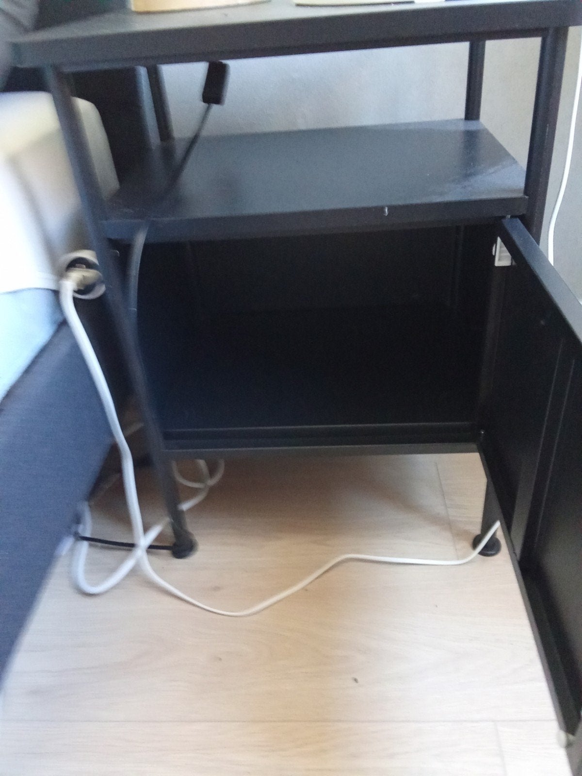 Ikea nachtkastjes, Huis en Inrichting, Ophalen