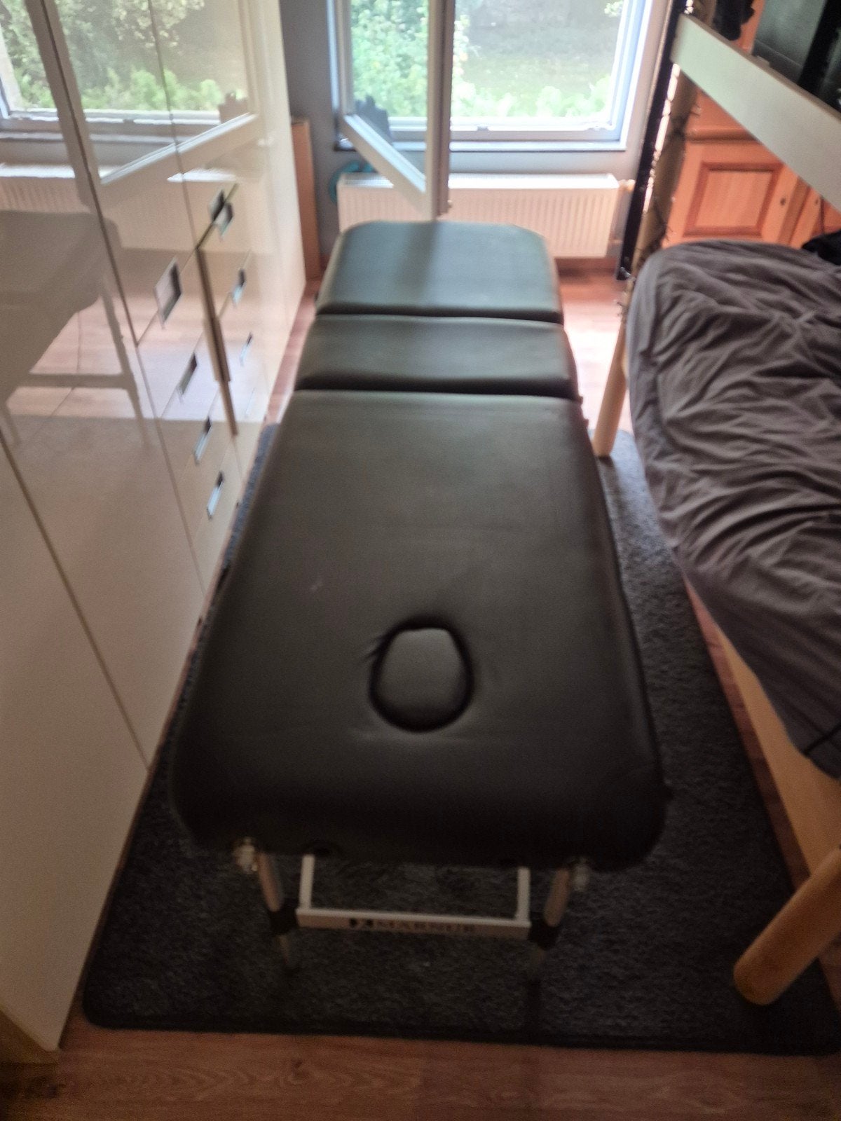 Table de massage pliante Marnur – réglable – noire, Enlèvement, Utilisé, Table de massage