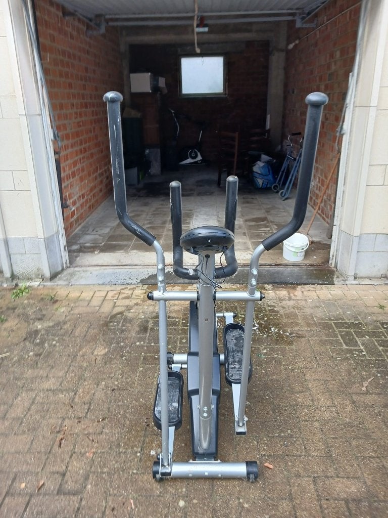 vélos d'exercice, Enlèvement, Comme neuf, Métal, Vélo d'appartement