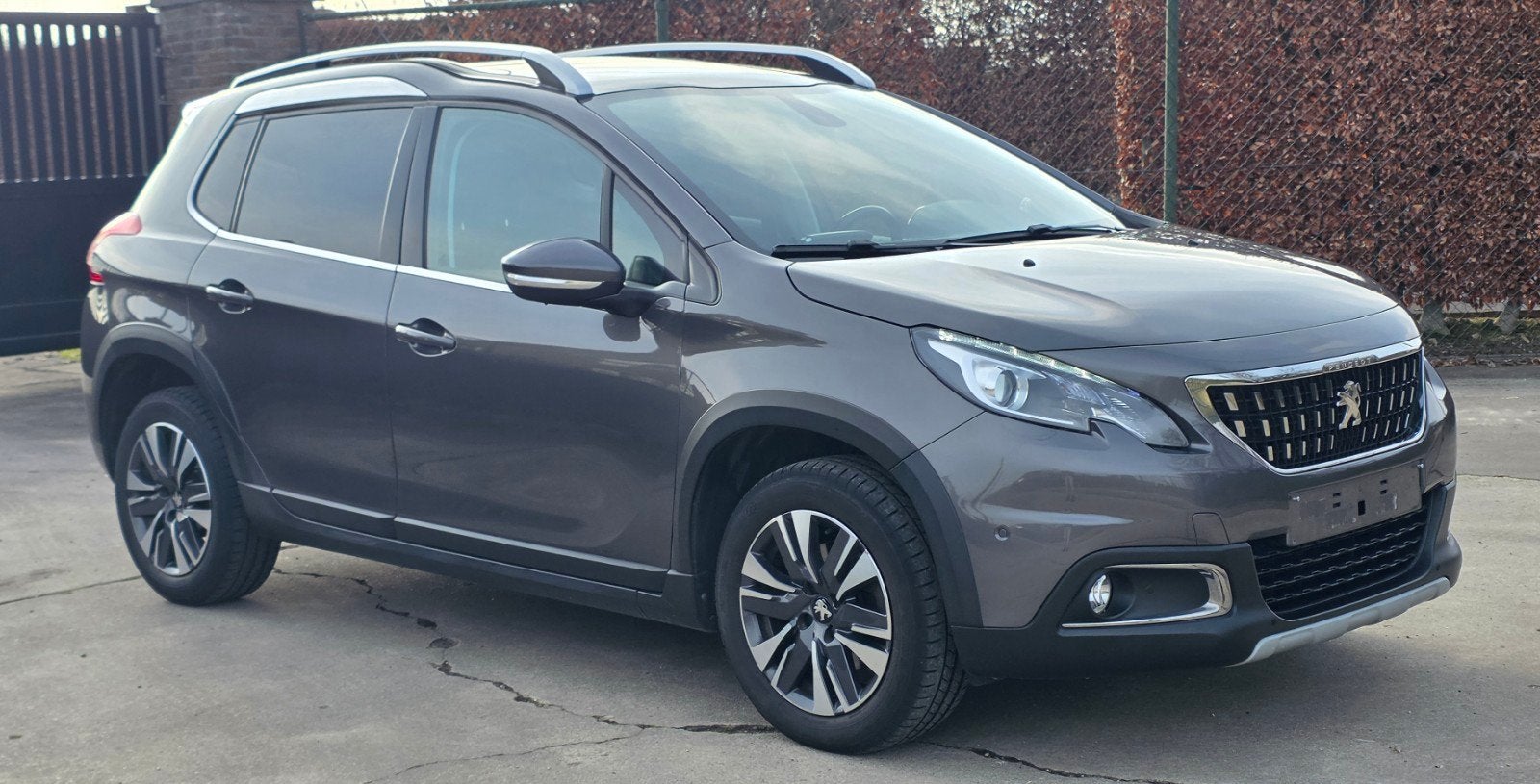 Peugeot 2008 1.2 Benzine Automaat 49d.km. !!!, Auto's, Automaat, Bedrijf, Parkeersensor, Te koop