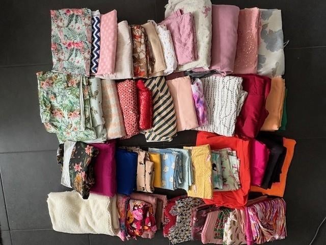 lot met kinder stoffen, Hobby en Vrije tijd, Ophalen, Gebruikt