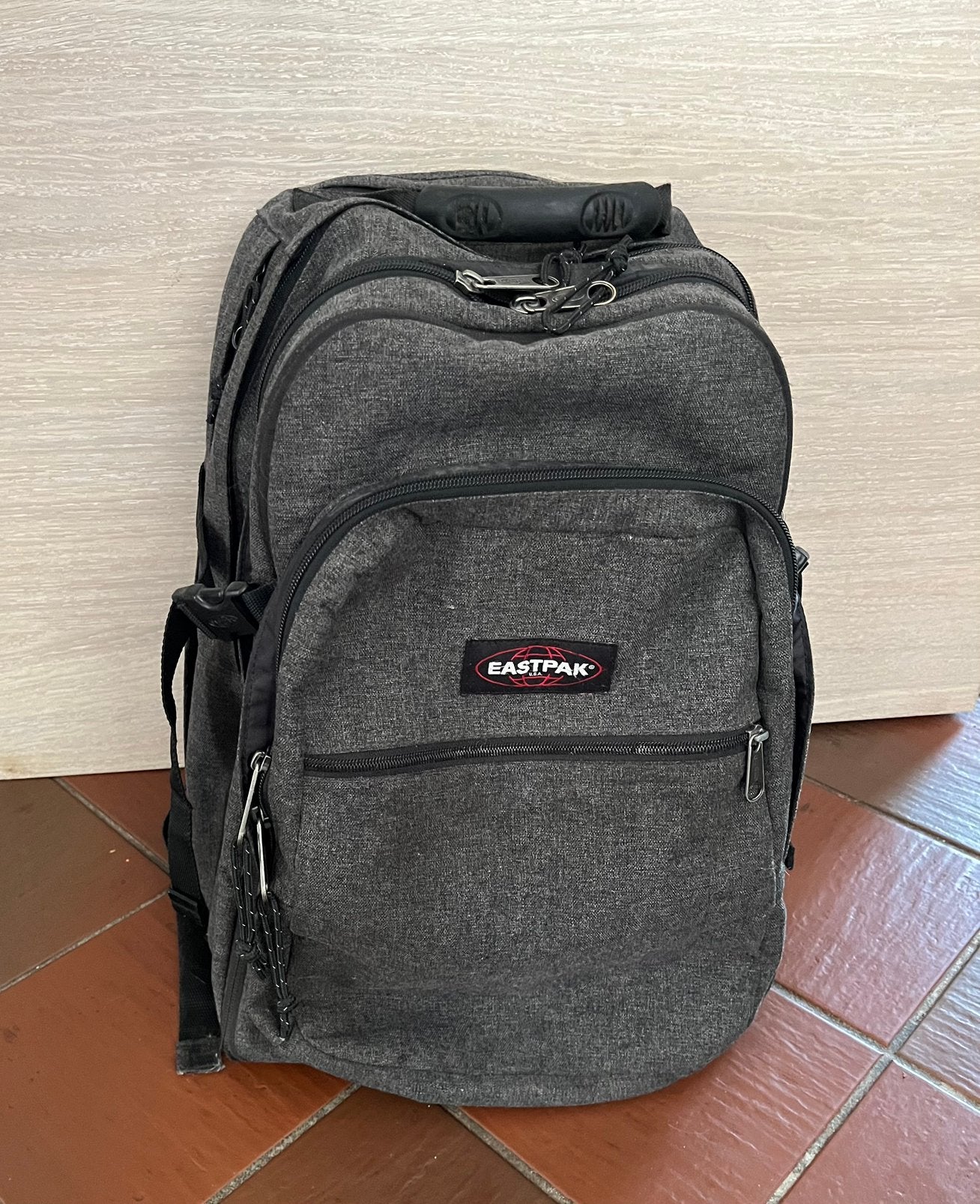 Eastpack rugzak boeke tas, Handtassen en Accessoires, Tassen | Schooltassen, Ophalen, Gebruikt, Grijs, Rugtas