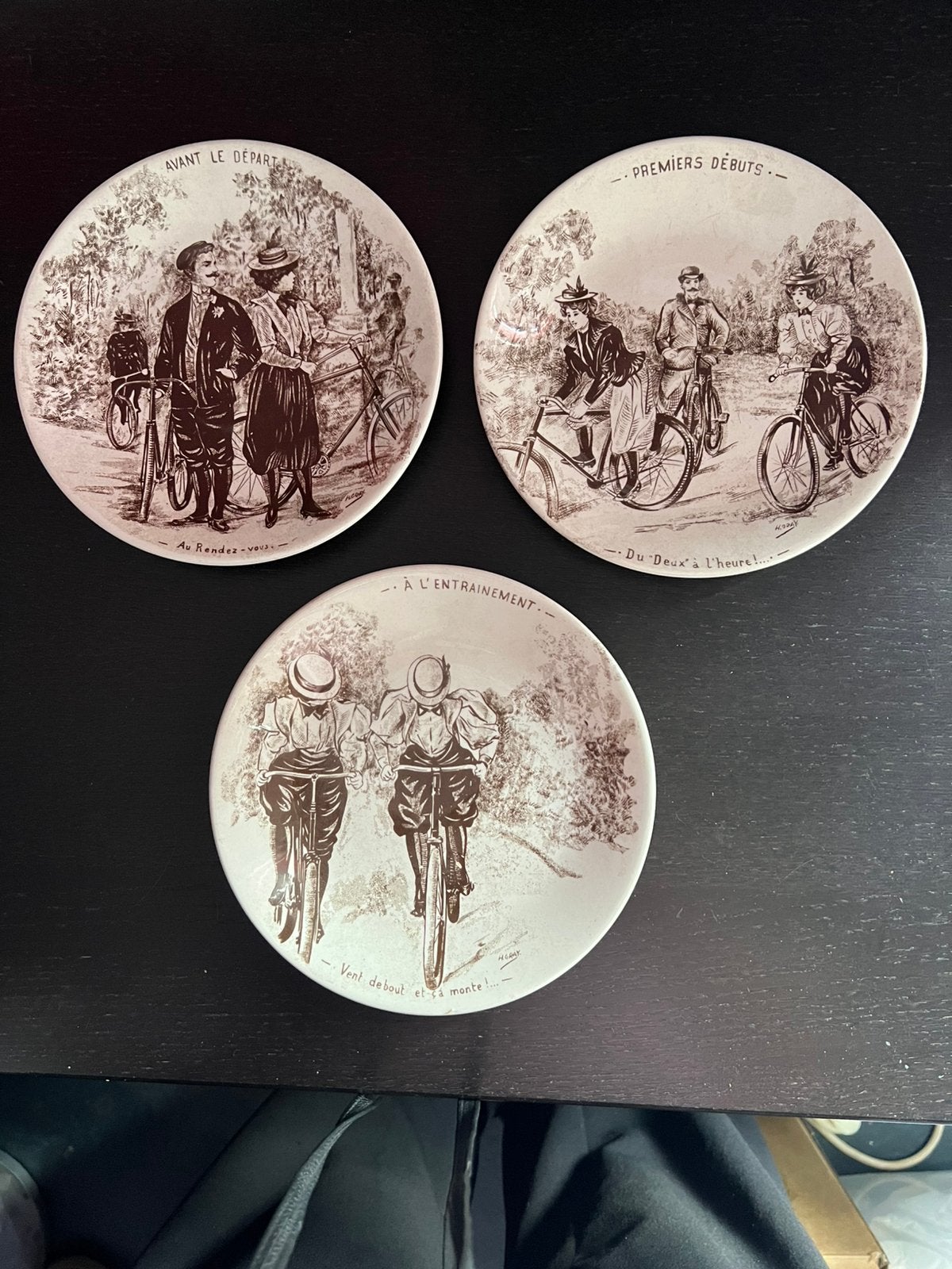 3 vintage Sarreguemines sierborden – H. Gray – wielrennen, Antiquités & Art, Antiquités | Assiettes décoratives & Carrelages, Enlèvement ou Envoi