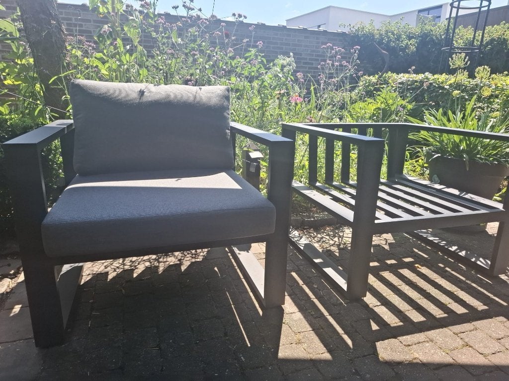 Twee tuinzetels met all weather soltex kussens, antraciet., Gebruikt, Aluminium, Loungeset, Stoel