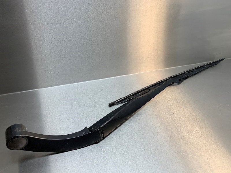 RUITENWISSERARM VOOR Hyundai Kona (OS) (01-2017/04-2023), Gebruikt, Hyundai