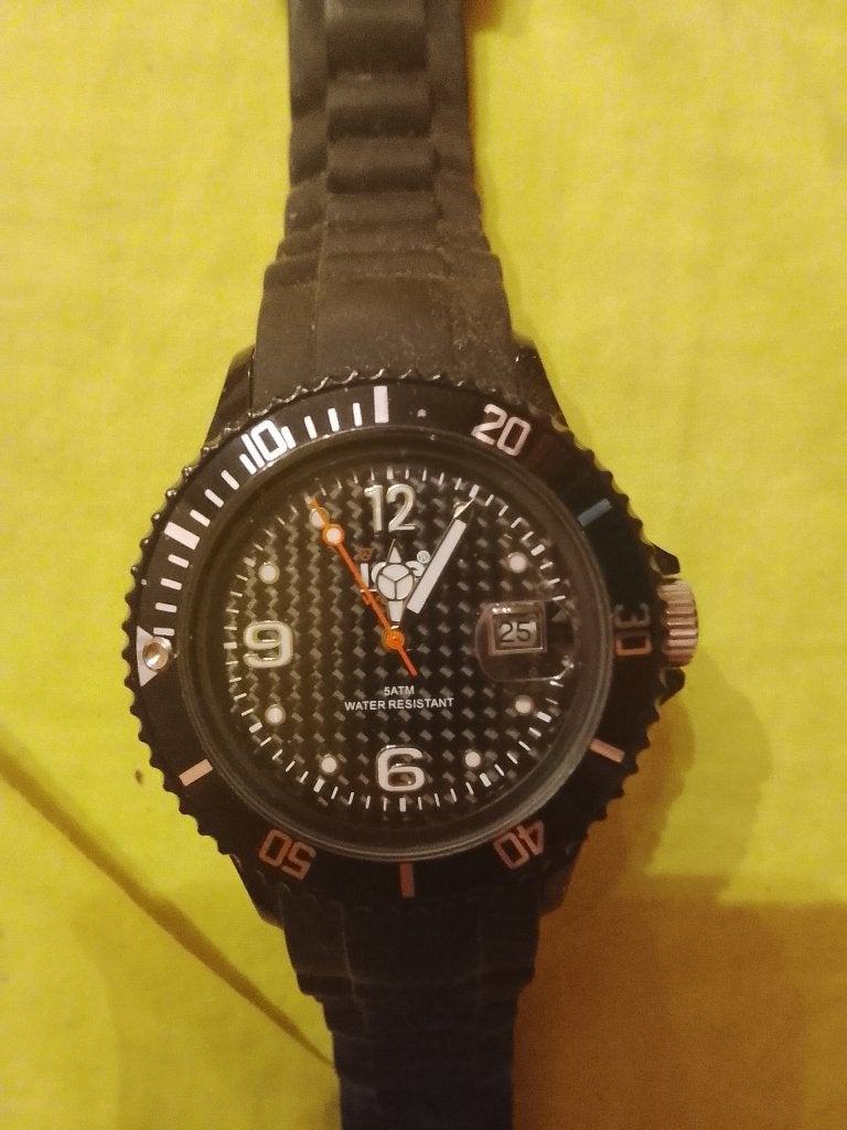 Montre ICE watch noire Bel Rtl, Montre-bracelet, Autres marques, Enlèvement ou Envoi, Comme neuf