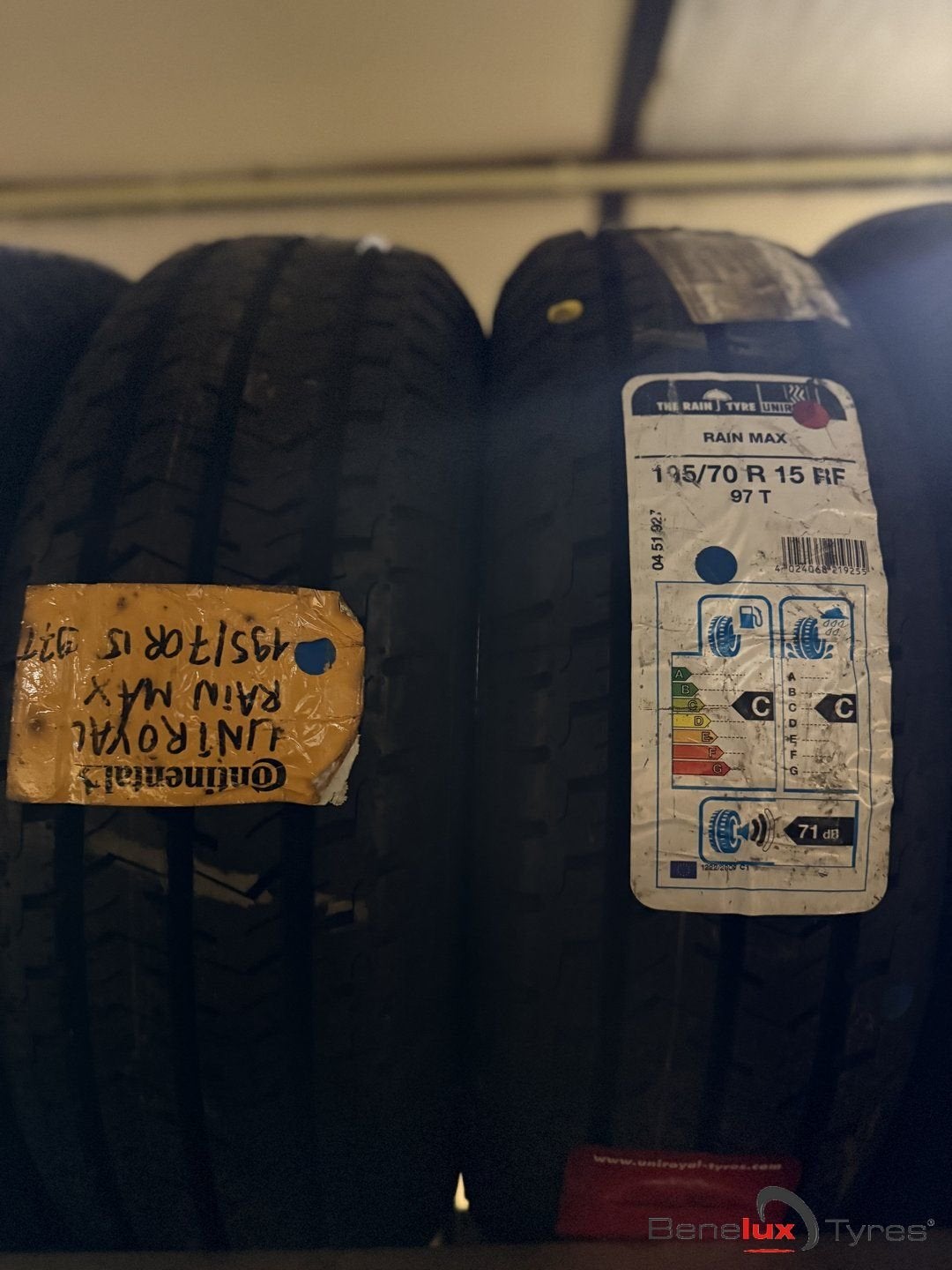 nieuw 195/70R15 97T Uniroyal 195/70 R15 195/70/15 1957015, Auto-onderdelen, Bestelwagen, 15 inch, -, -
