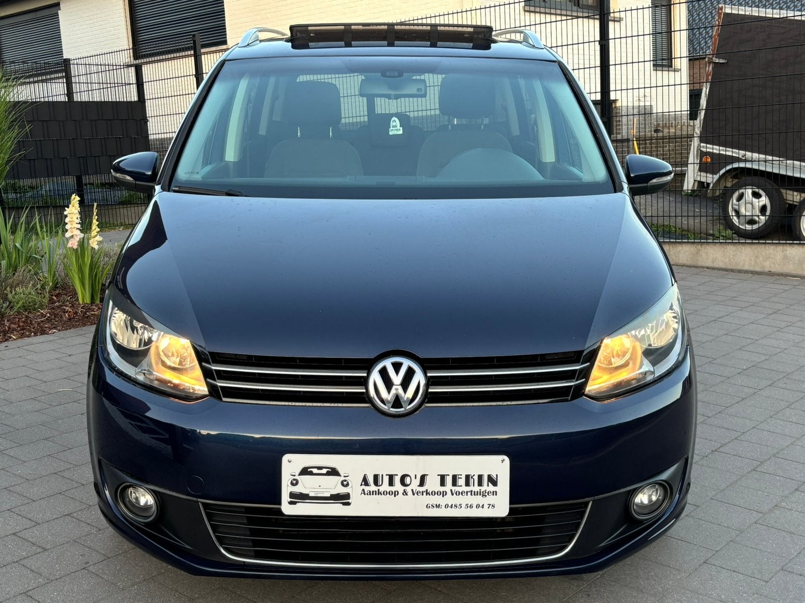 VW Touran - 1.6 TDI DSG Automaat HighLine | Pano, navi, 4 cilinders, Alcantara, Bedrijf, Grijs