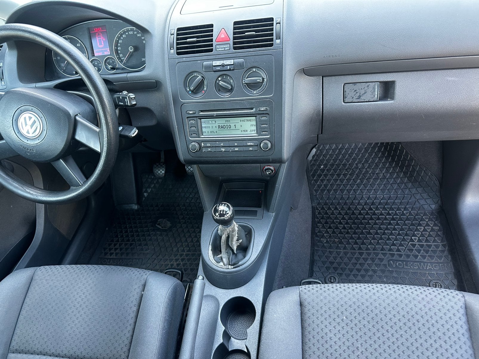 Vw Touran 5 places 1.9tdi ., Voorwielaandrijving, 4 cilinders, Bedrijf, 1896 cc