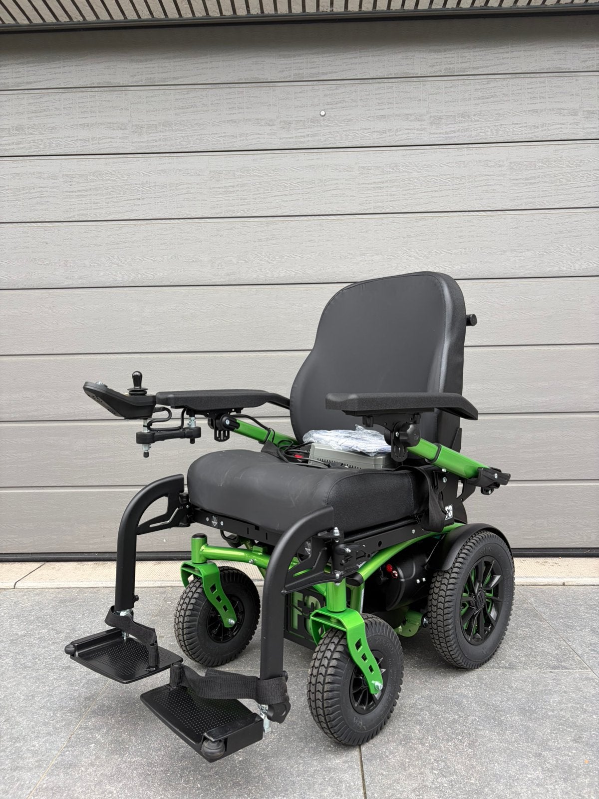 Fauteuil roulant électrique Vermeiren Forest F3 ( Nieuw ), Divers, Enlèvement ou Envoi, Pliant, Neuf, Fauteuil roulant électrique