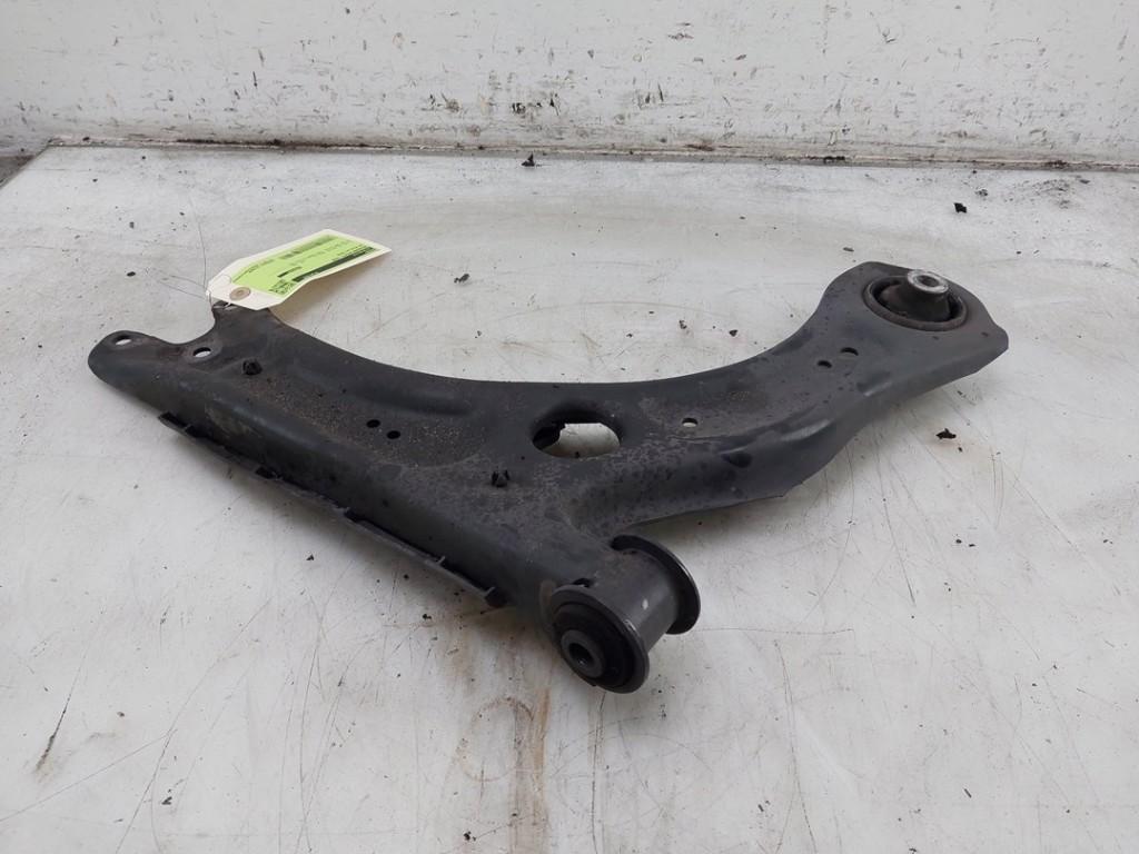 BRAS DE SUSPENSION AVANT DROIT (TRIANGLE) Polo VI (AW1), Autos : Pièces & Accessoires, Dhr. J. Ham, Volkswagen, Administratie@autoham.nl