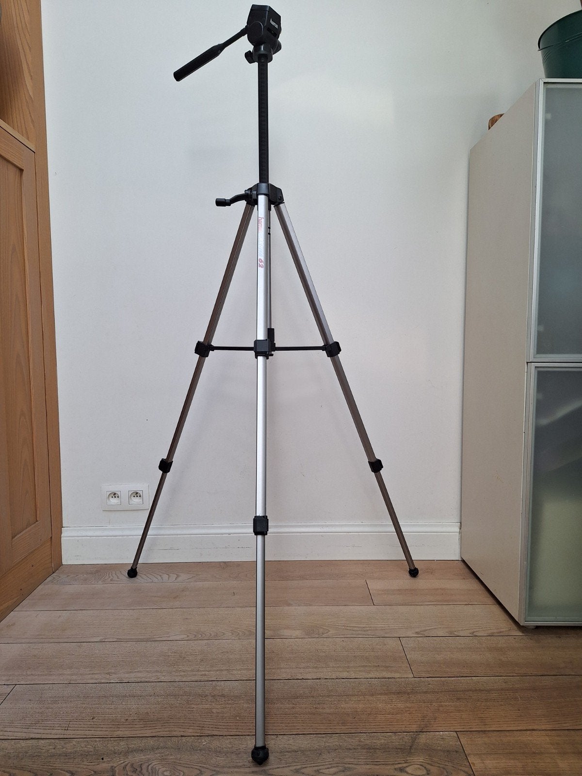 Statief fototoestel, Mama Alpha 62, Zo goed als nieuw, Hama, 150 tot 175 cm, 3-assige stabilisatie