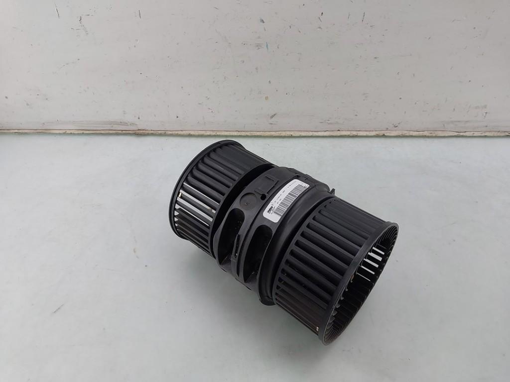 VENTILATEUR RADIATEUR MOTEUR Trafic (1FL / 2FL / 3FL / 4FL), Renault, Valeo, Utilisé, 100, rue de Courcelles
75017  Paris, FR