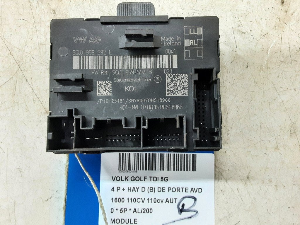 UNITE ELECTRONIQUE Volkswagen Golf VII (AUA) (5Q0959592B), Volkswagen, Mevr. I. Hauben, Utilisé, Rue de l'Espoir 34 34
4030  GRIVEGNÉE, BE