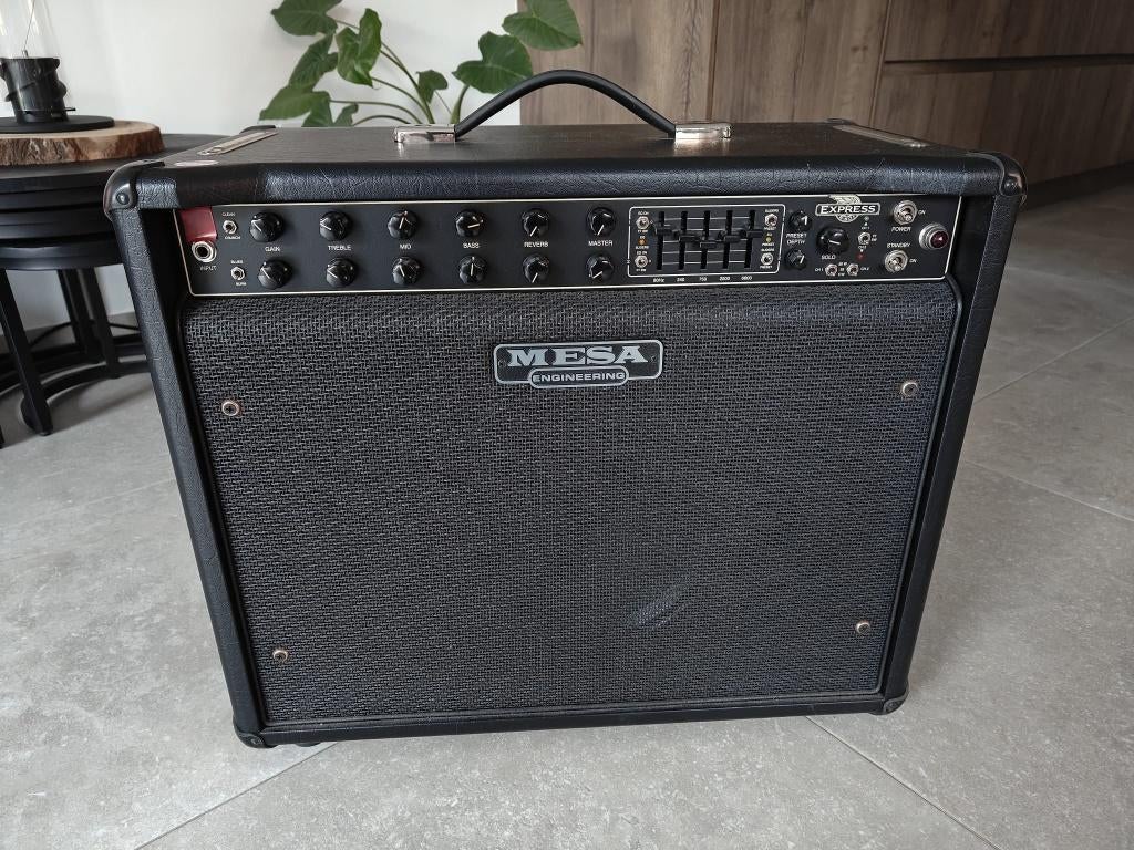 Mesa Express 5:50+, Muziek en Instrumenten, Versterkers | Bas en Gitaar, Ophalen, Zo goed als nieuw, Gitaar, Minder dan 50 watt
