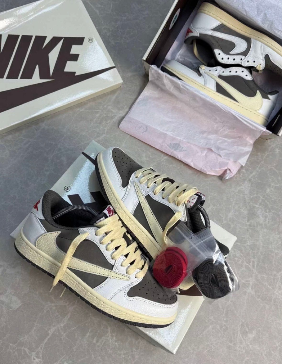 Nike Travis Scott schoen, Ophalen of Verzenden, Nieuw, Sneakers