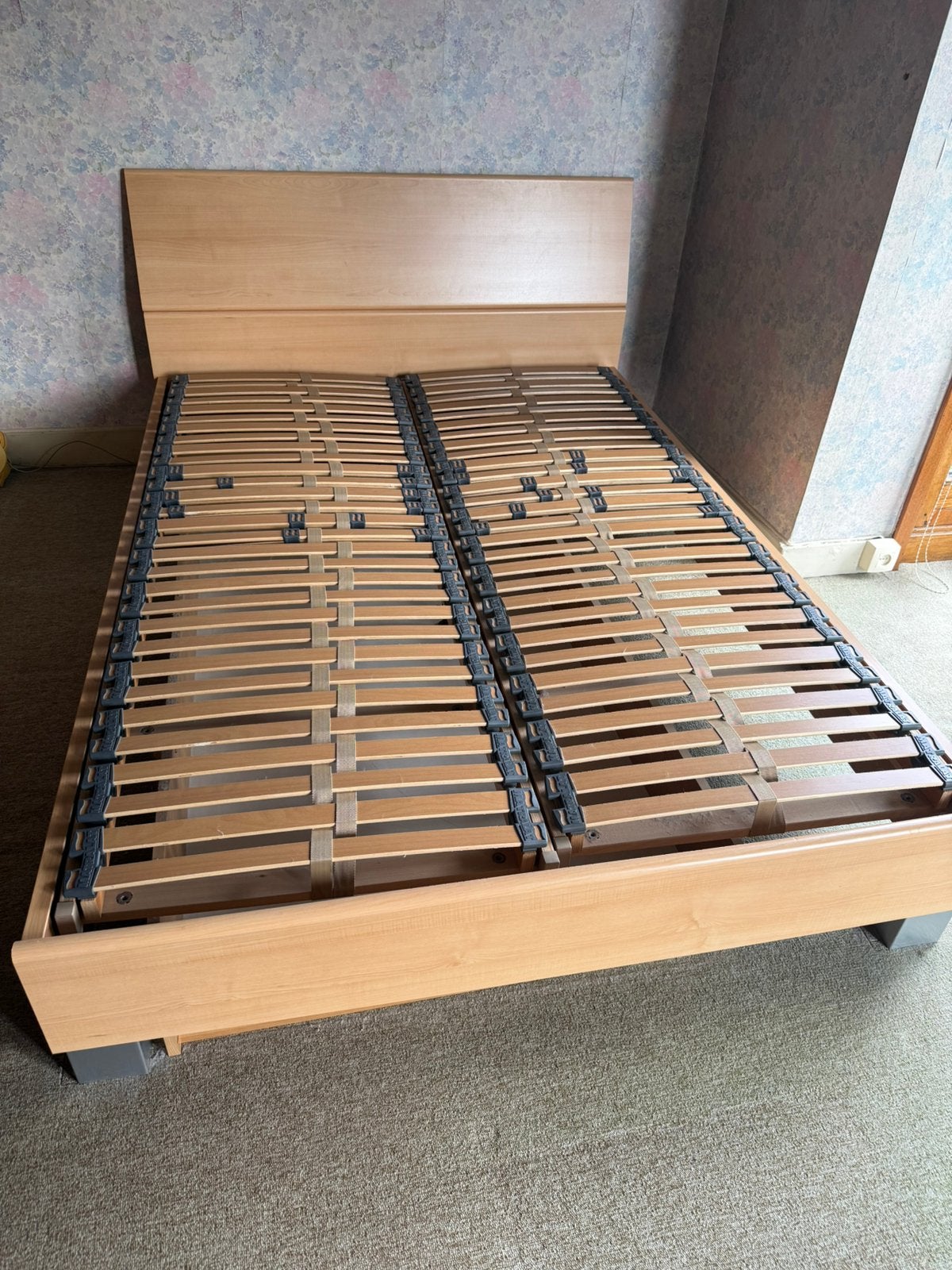 Bed van 1m40 met dubbele lattenbodem, Ophalen, Gebruikt