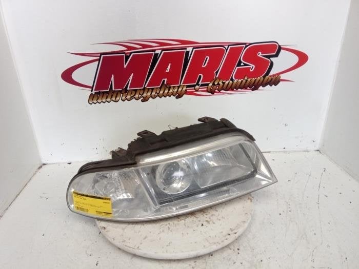 Koplamp rechts van een Audi A4, Gebruikt, -, -, Audi