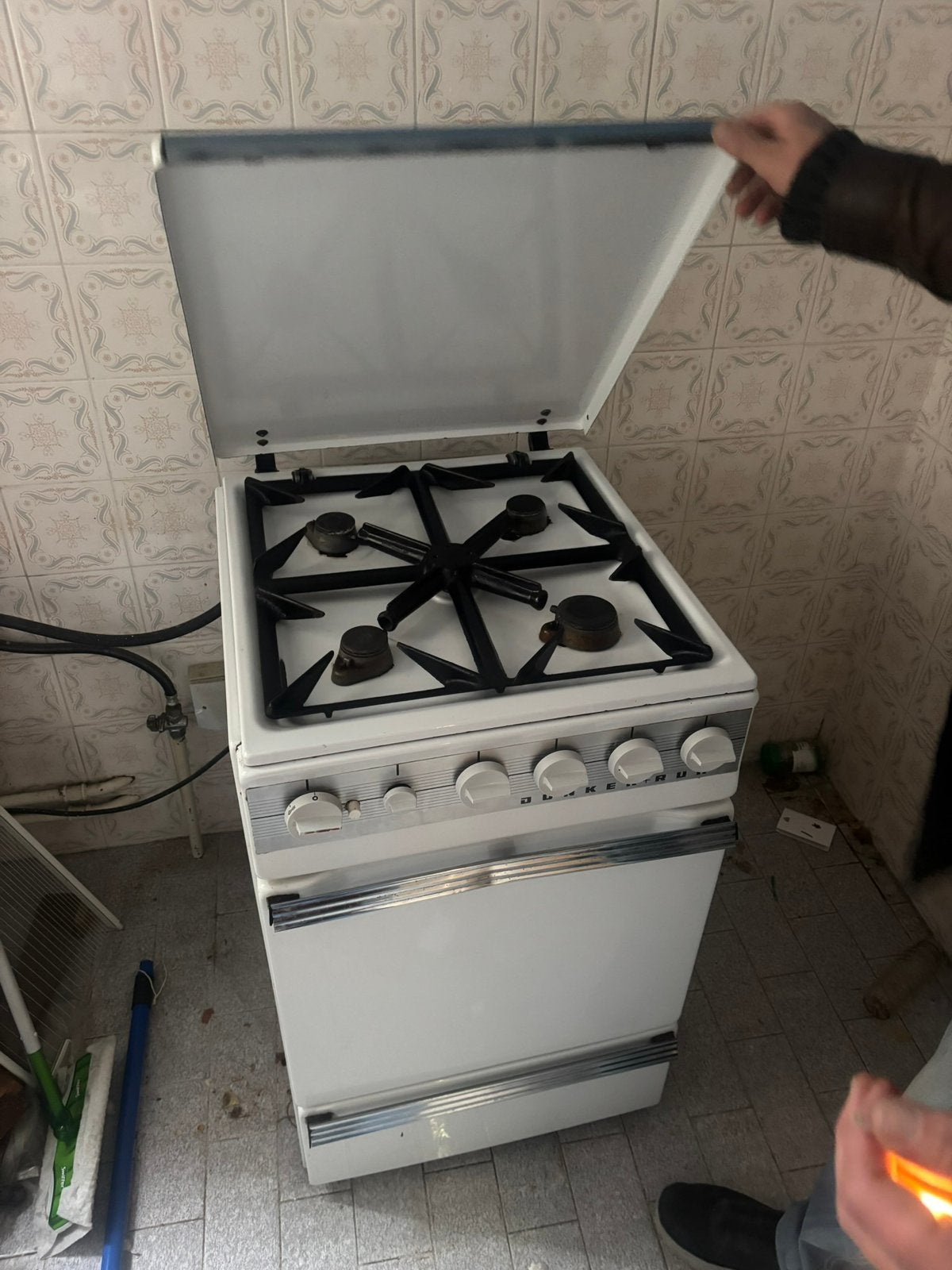 In goede staat fornuis + oven (op gas), Electroménager, Cuisinières, Enlèvement, Comme neuf, Gaz