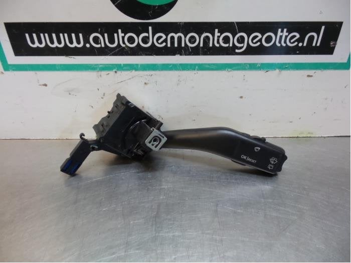 Ruitenwis Schakelaar van een Volkswagen Golf (Golf 04-), Gebruikt, -, Volkswagen, -