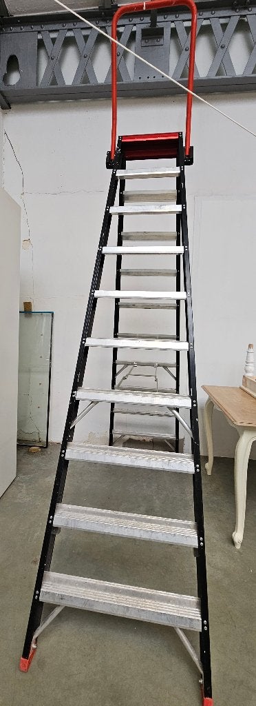 Altrex Taurus Pro Ladder 250 cm, Doe-het-zelf en Bouw, Ladders en Trappen, Ophalen, Gebruikt, Ladder, Opvouwbaar of Inschuifbaar