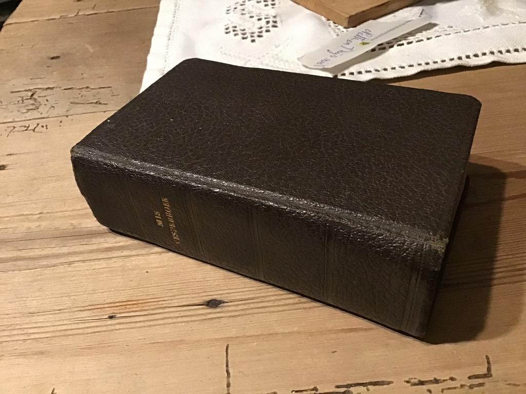 Oud missaal gebedenboek met vespers 1924, Ophalen of Verzenden, Gebruikt, Christendom | Katholiek
