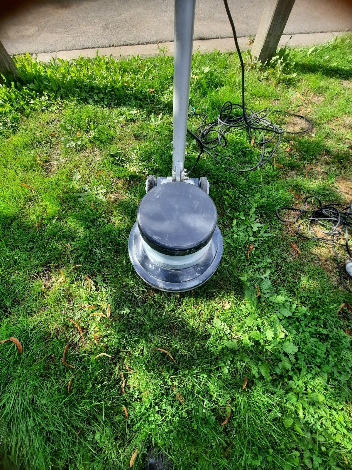MonoBrosse nettoyage, Tuin en Terras, Ophalen