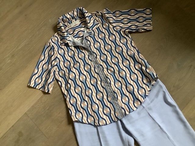 Blauwe broek AMELIE &  AMELIE + bloesje -  M, Kleding | Dames, Broeken en Pantalons, Ophalen of Verzenden, Zo goed als nieuw