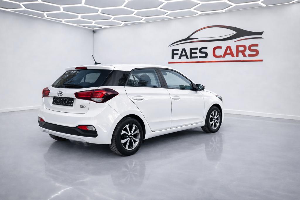 Hyundai I20 mooie uitvoering, Voorwielaandrijving, 4 cilinders, Wit, 55 kW