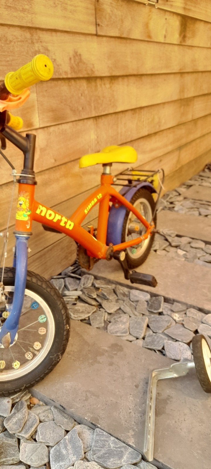 norta kinderfiets 12inch, Ophalen, Terugtraprem, Zijwieltjes, Gebruikt