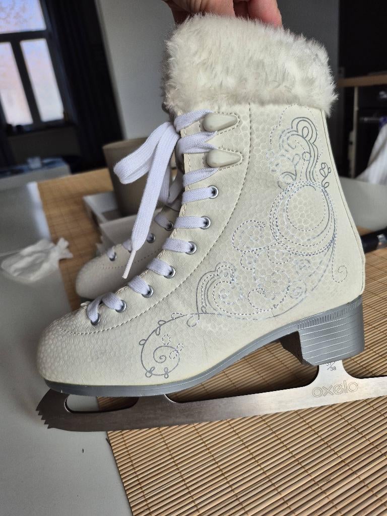 Patin à glace, Sport en Fitness, Skeelers, Ophalen, Overige typen, Zo goed als nieuw, Dames
