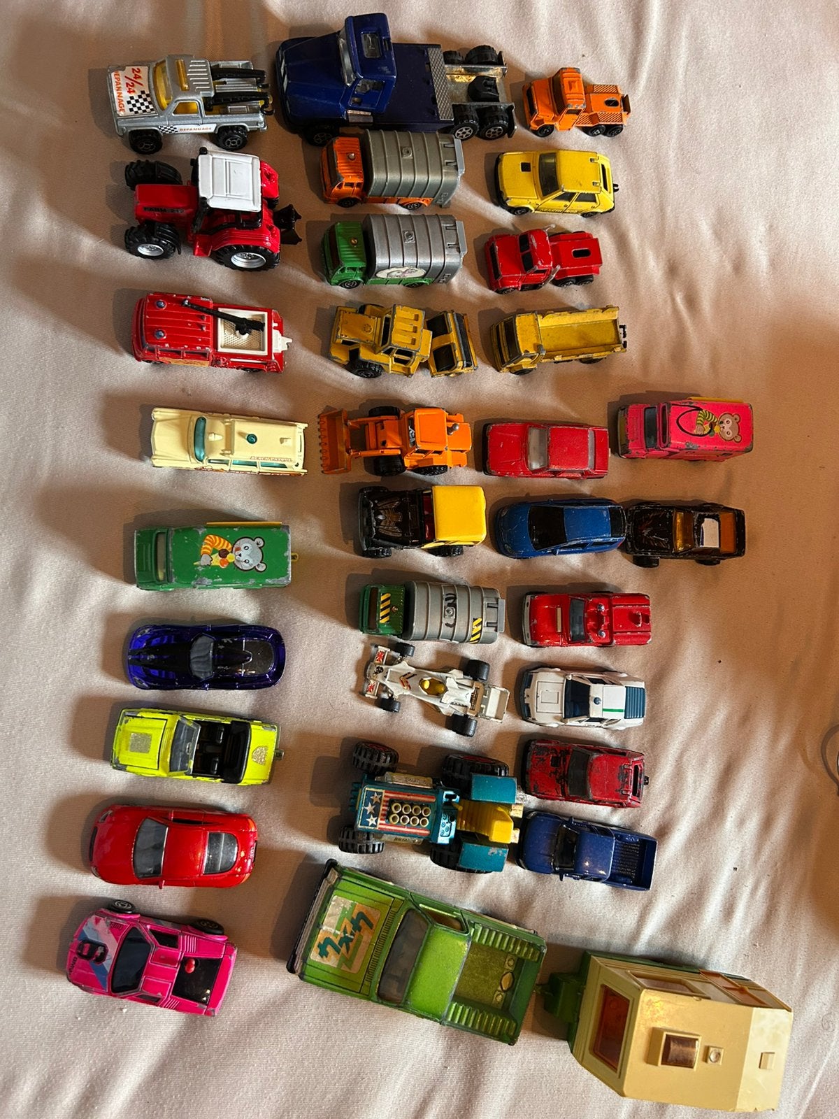 Lot autootjes Majorette en Matchbox, Kinderen en Baby's, Speelgoed |Speelgoedvoertuigen, Ophalen of Verzenden, Gebruikt