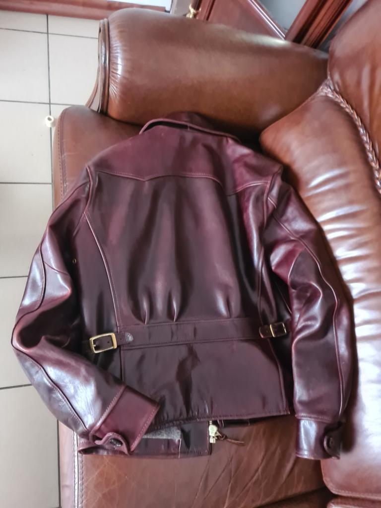 Veste en cuir cheval coul bordeaux taille M 500€, Vêtements | Hommes, Vestes | Hiver, Neuf