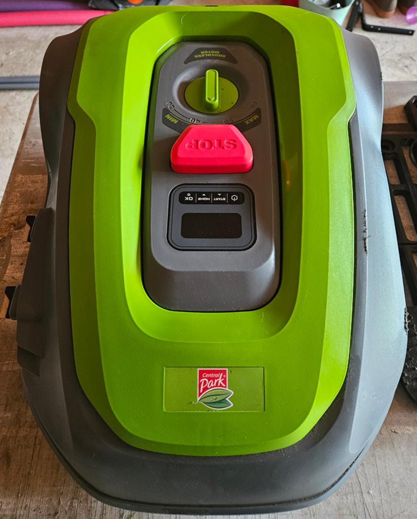 1000m2 Robotmaaier zo goed als nieuw., Enlèvement