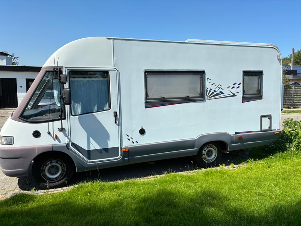 Mobilhome burstner elegance i572, Caravanes & Camping, Camping-cars, Siège de train, Jusqu'à 5, 5 à 6 mètres, Fiat