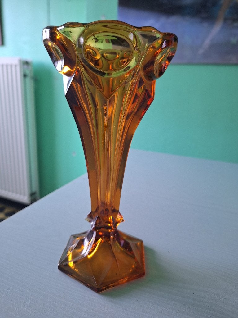 Antieke art-deco vaas, Ophalen