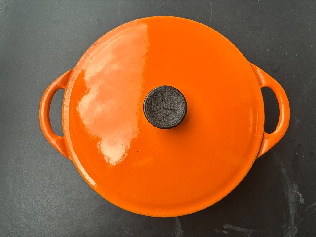 Cousances - Le Creuset : ronde kookpot in gietijzer, Maison & Meubles, Cuisine | Casseroles & Poêles, Enlèvement ou Envoi, Compatible induction