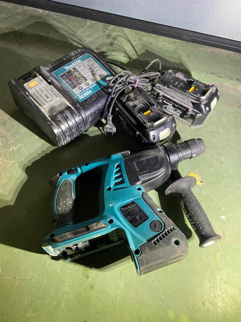 Makita, Enlèvement, Comme neuf