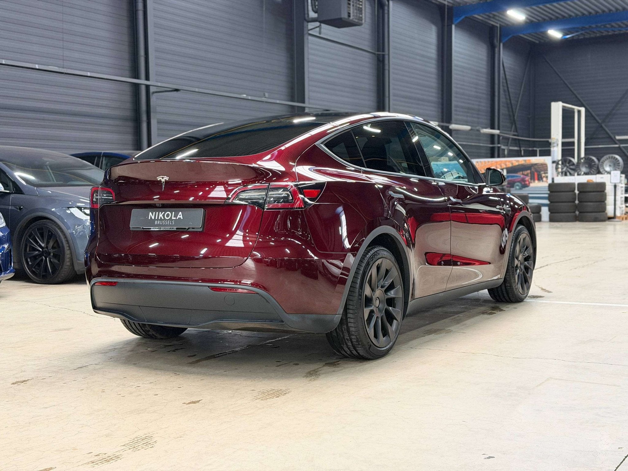 Tesla Model Y PREMIUM RWD - HARDWARE 4 - AUTOPILOT - 20 INCH, Autos, Rouge, 299 ch, Achat, Entreprise