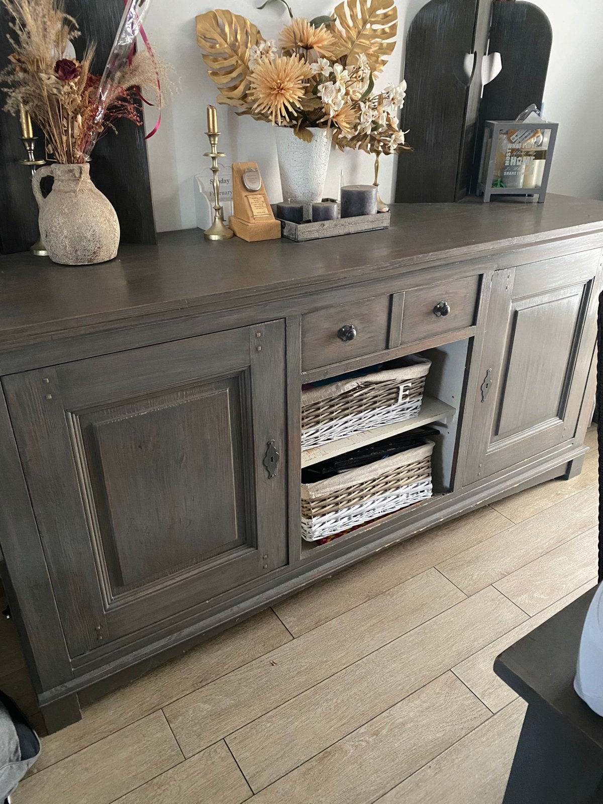Dressoir grijs, Huis en Inrichting, Kasten | Dressoirs, Ophalen, Zo goed als nieuw