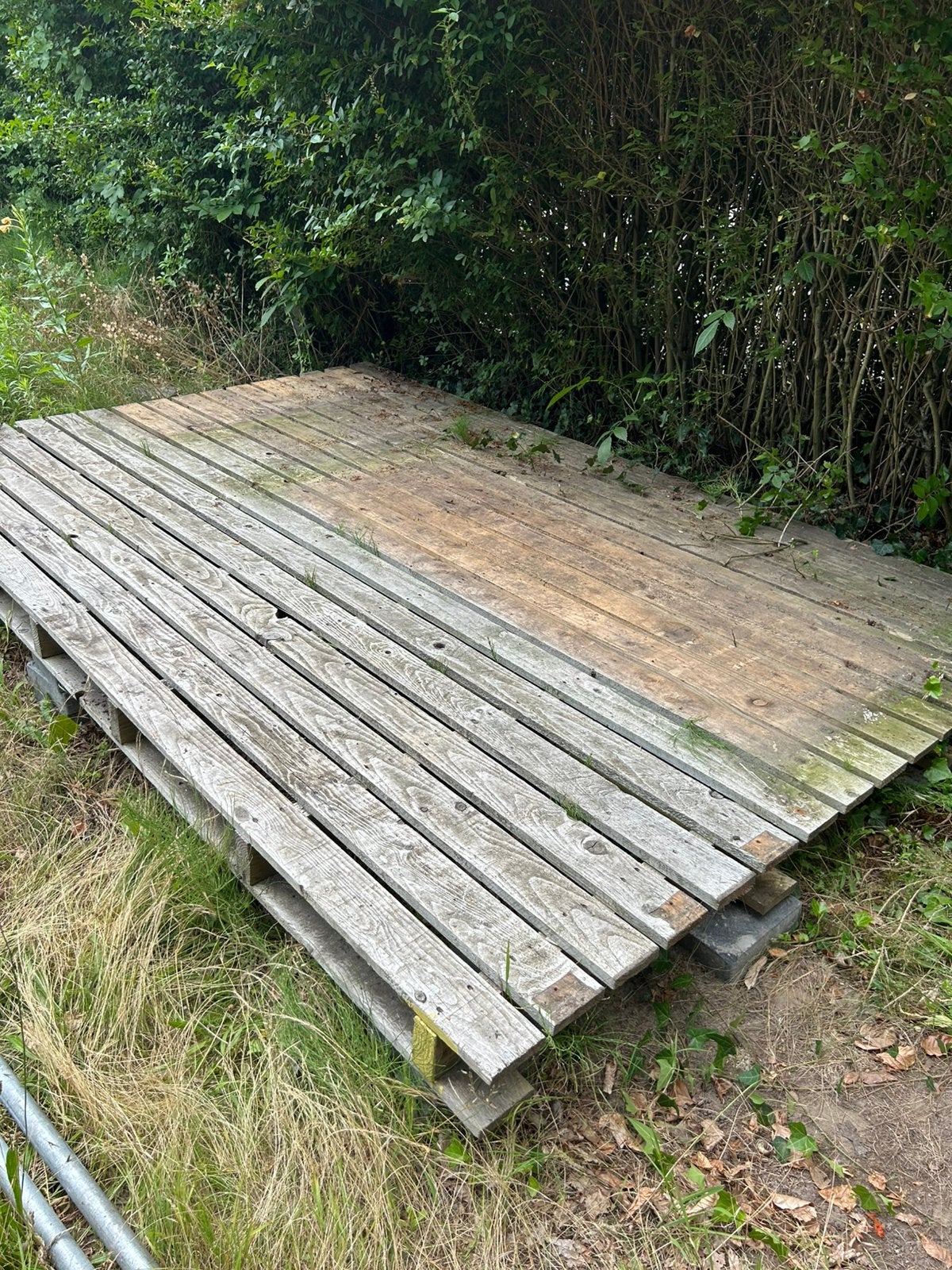Gratis - stevige grote houten  pallet 2m x 3m, Tuin en Terras, Ophalen, Gebruikt