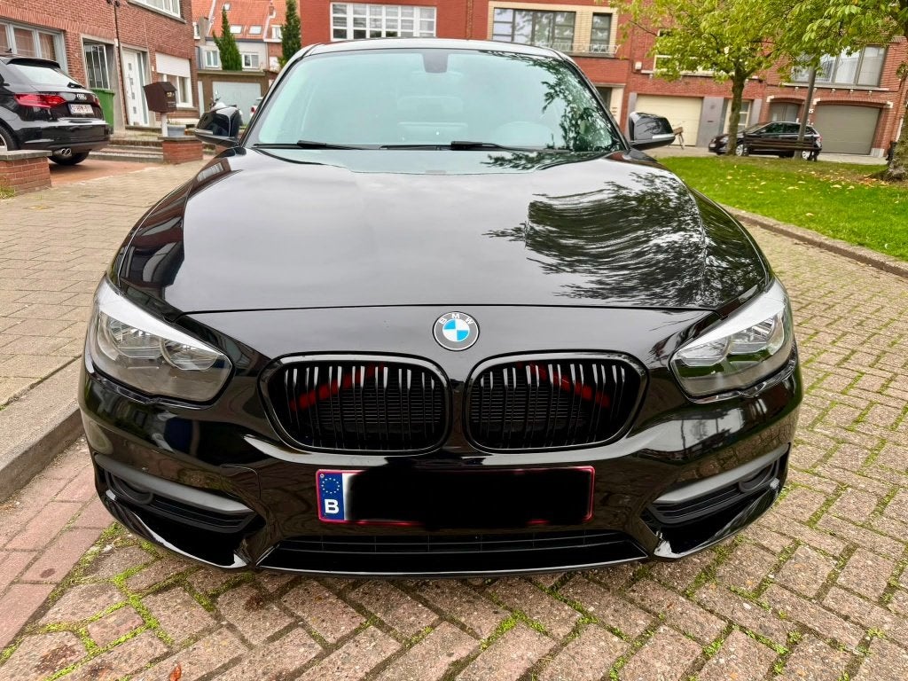 BMW F20 Facelift 116i Benzine Euro6b Gekeurd met carpass, 4 cilinders, Zwart, Bedrijf, Onderhoudsboekje